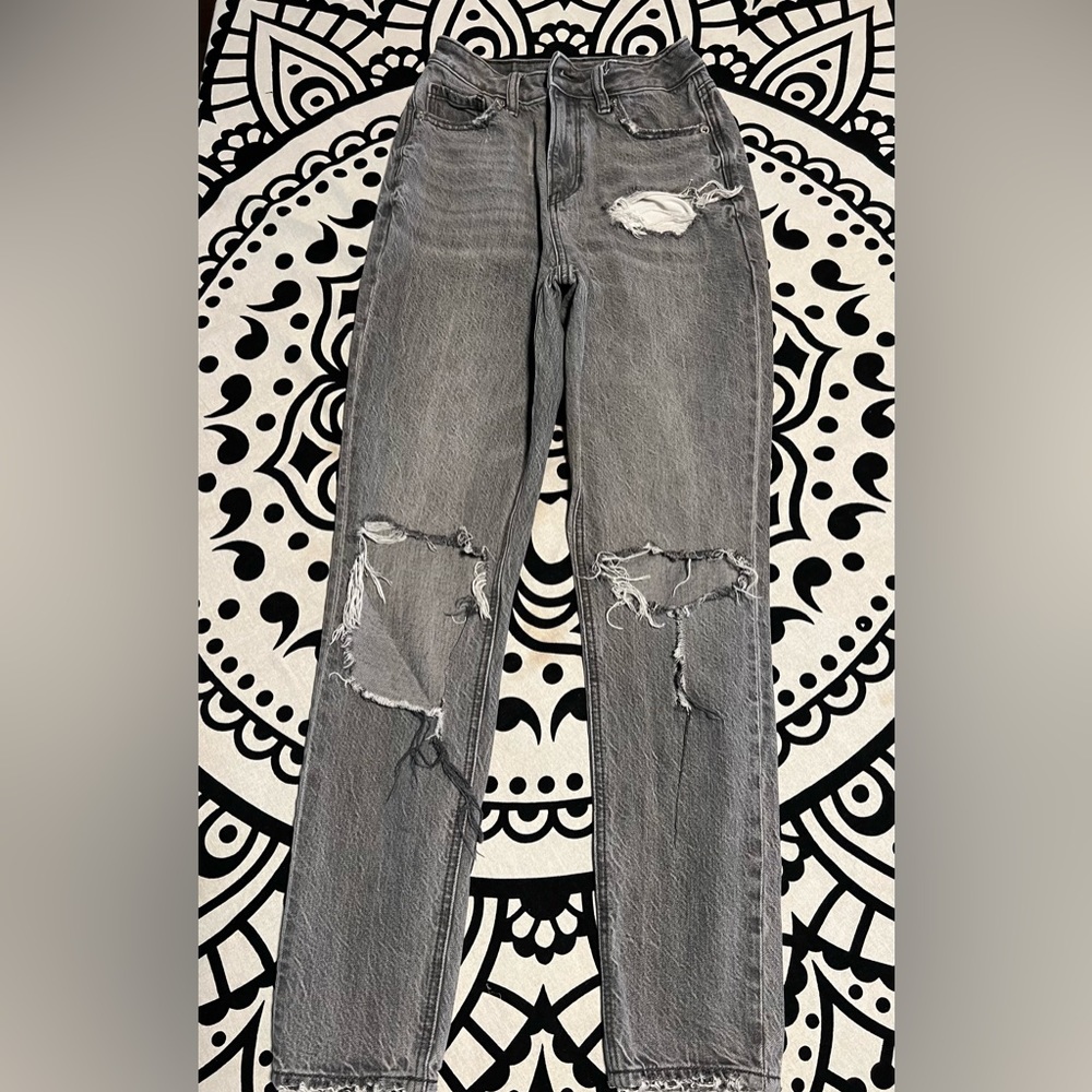 American Eagle straight distressed jeans